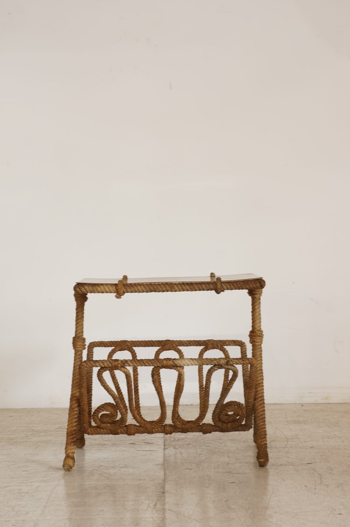 Rope Coffee Table with Magazine Rack / Audoux-Minet