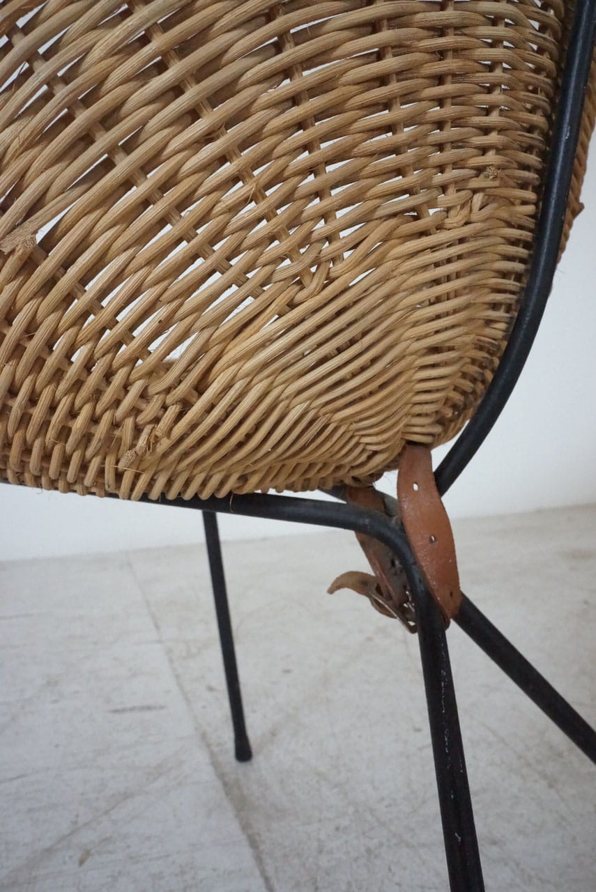 Wicker kids chair