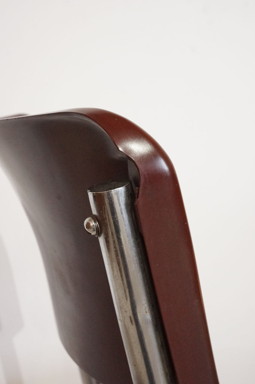 Chair / Rene Herbest