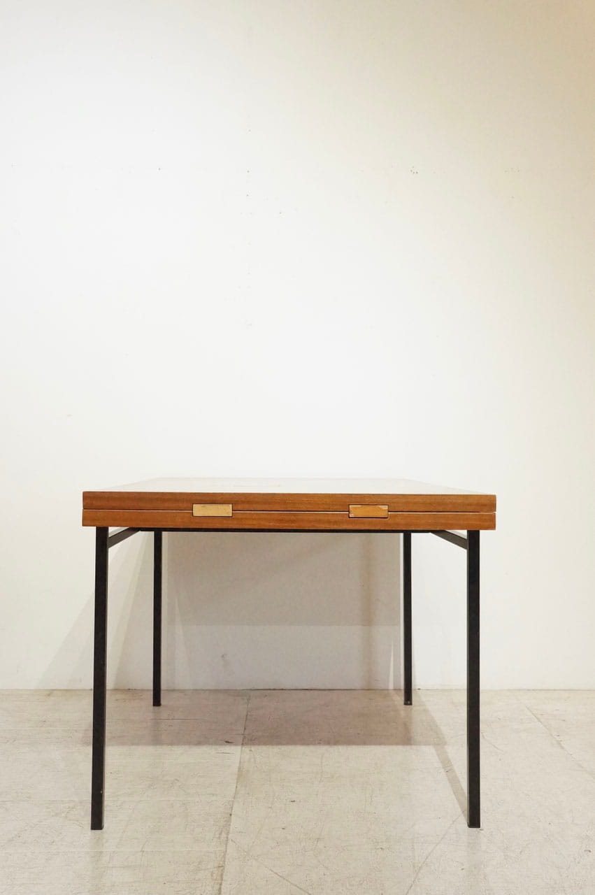 Table / Minvielle