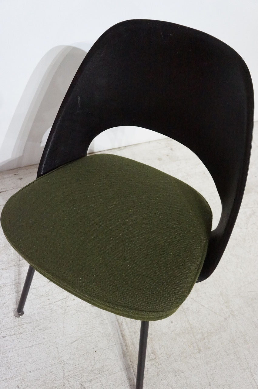 Exective Side Chair / Knoll