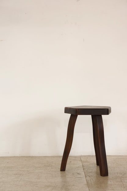 Tripod Stool /  Aranjou