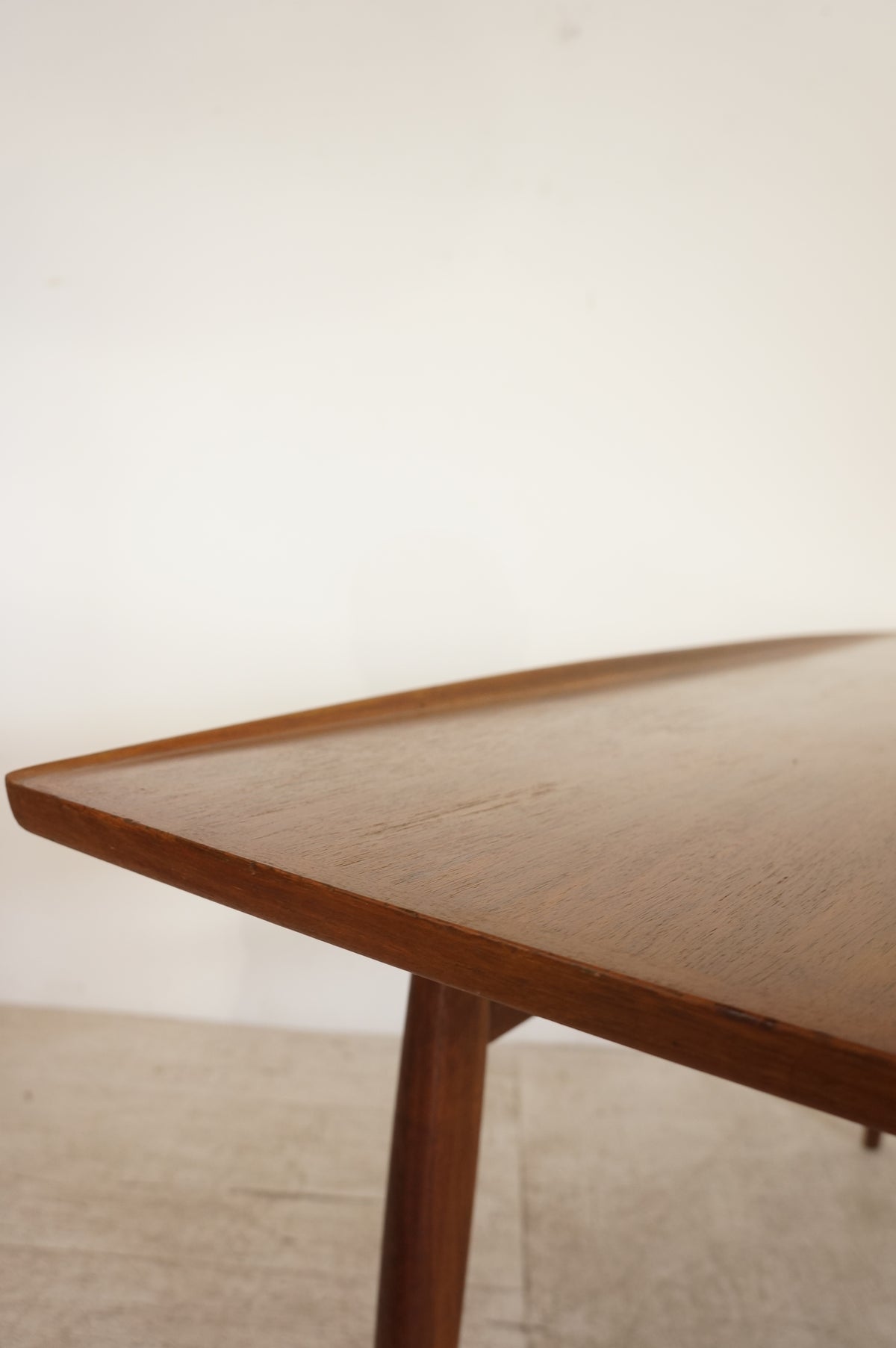 Vintage Coffee Table　/ OPAL KLEINMÖBEL