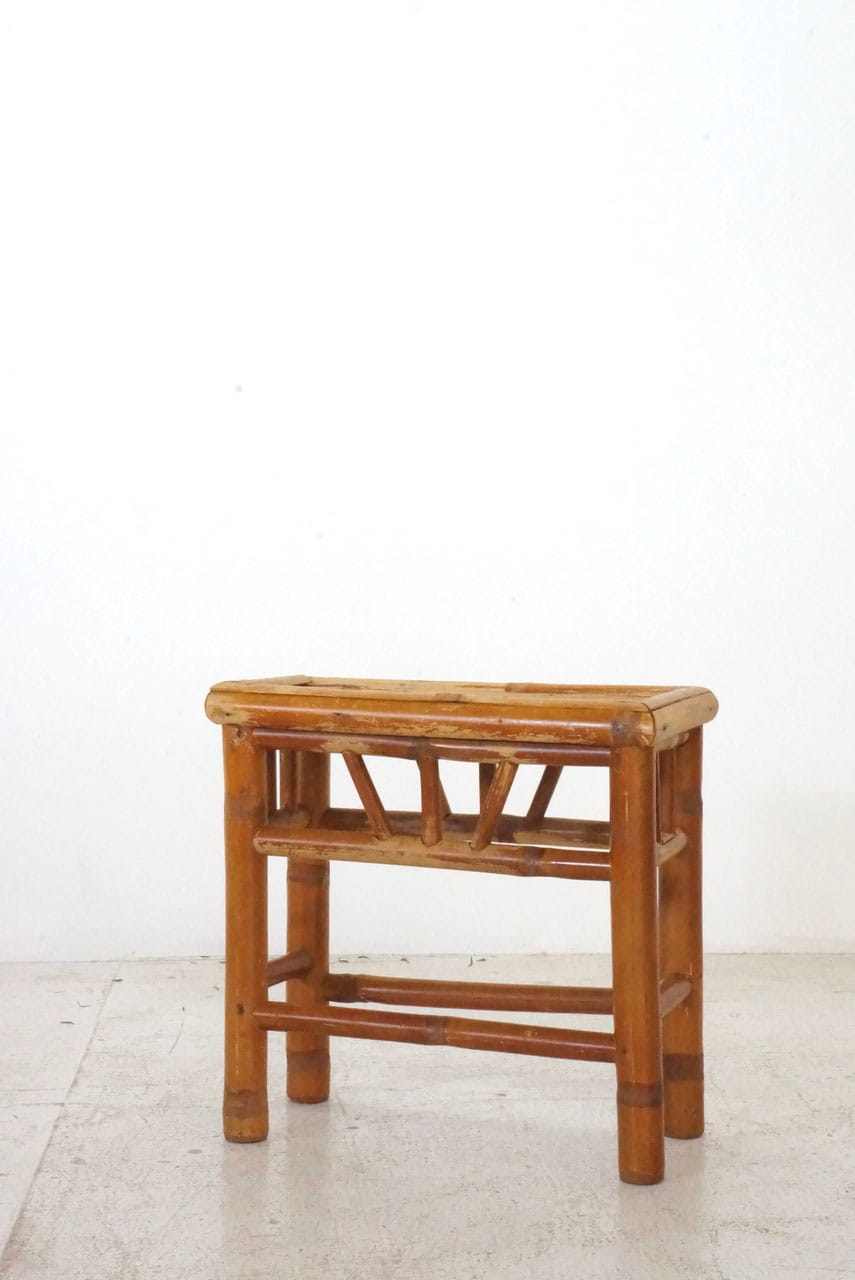 STAND