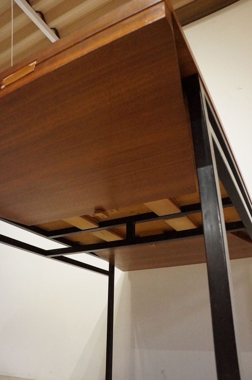 Table / Minvielle