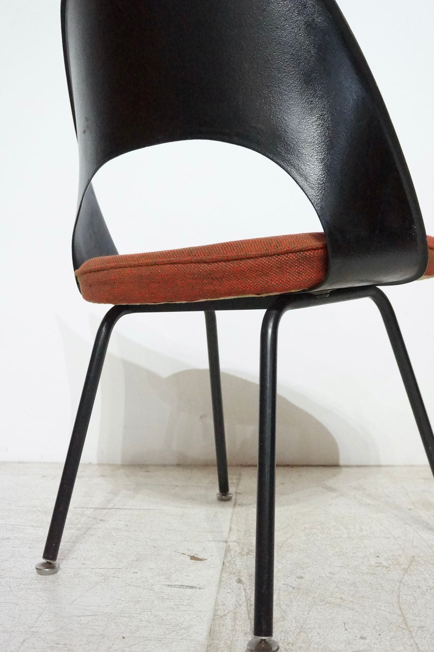 Exective Side Chair / Knoll