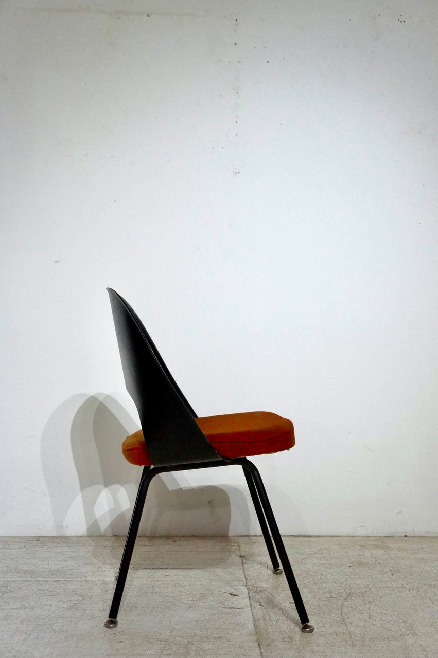Exective Side Chair / Knoll