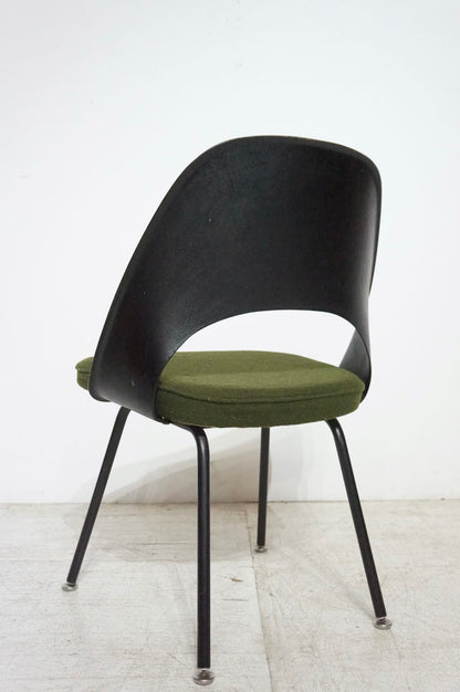 Exective Side Chair / Knoll