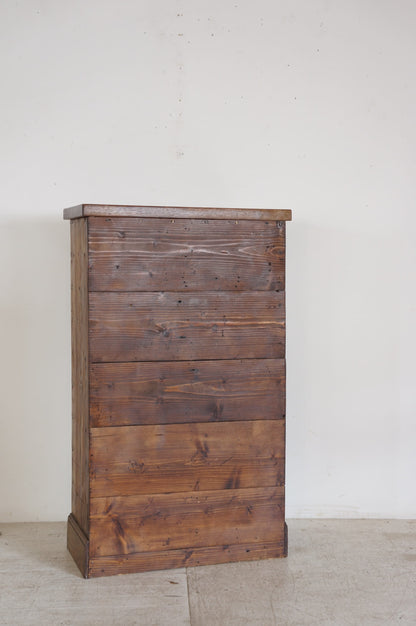 Wooden drawers cabinet