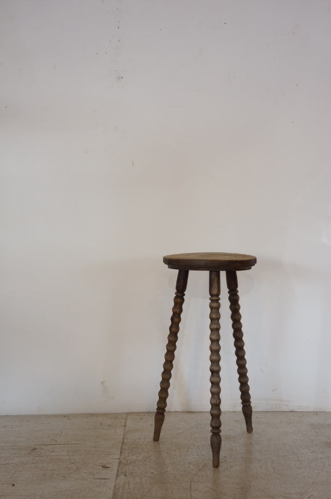 Stool / Stand