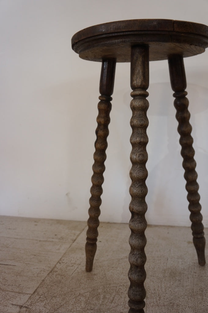 Stool / Stand