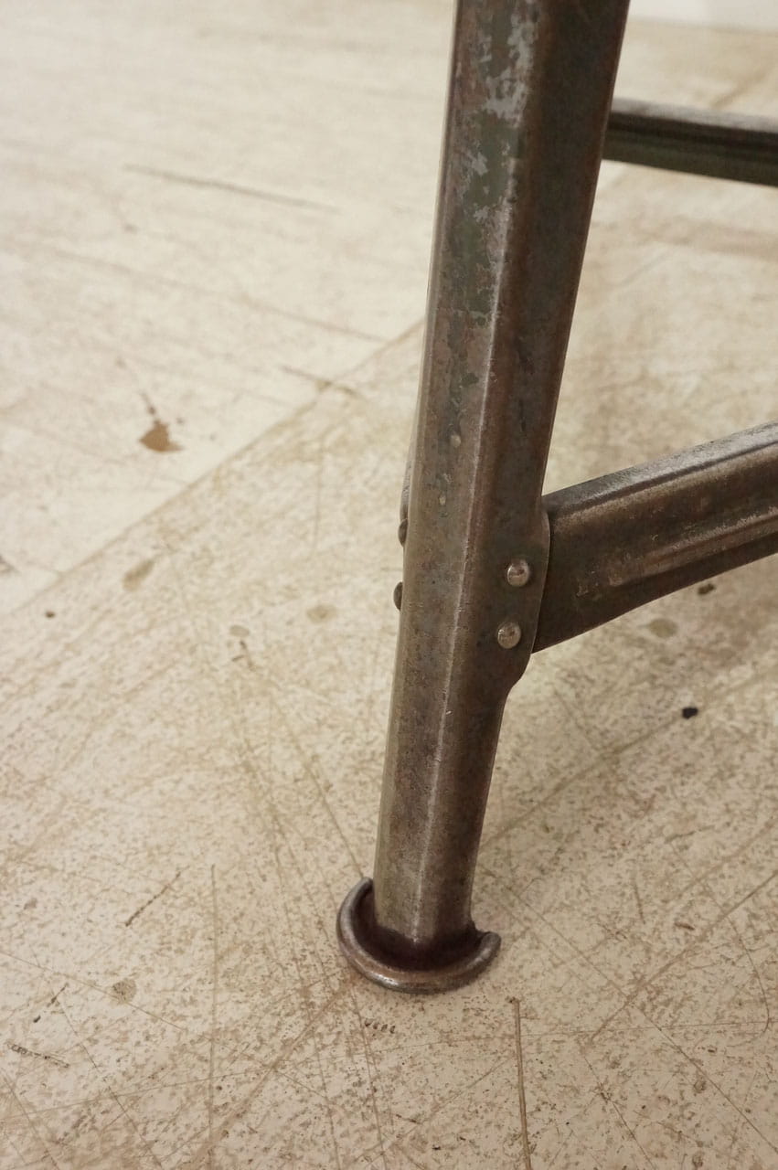 Stool / ROWA