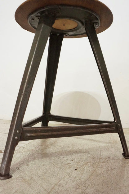 Stool / ROWA
