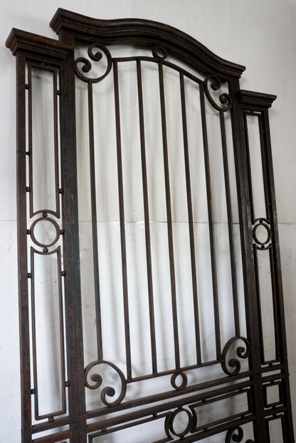 IRON GATE